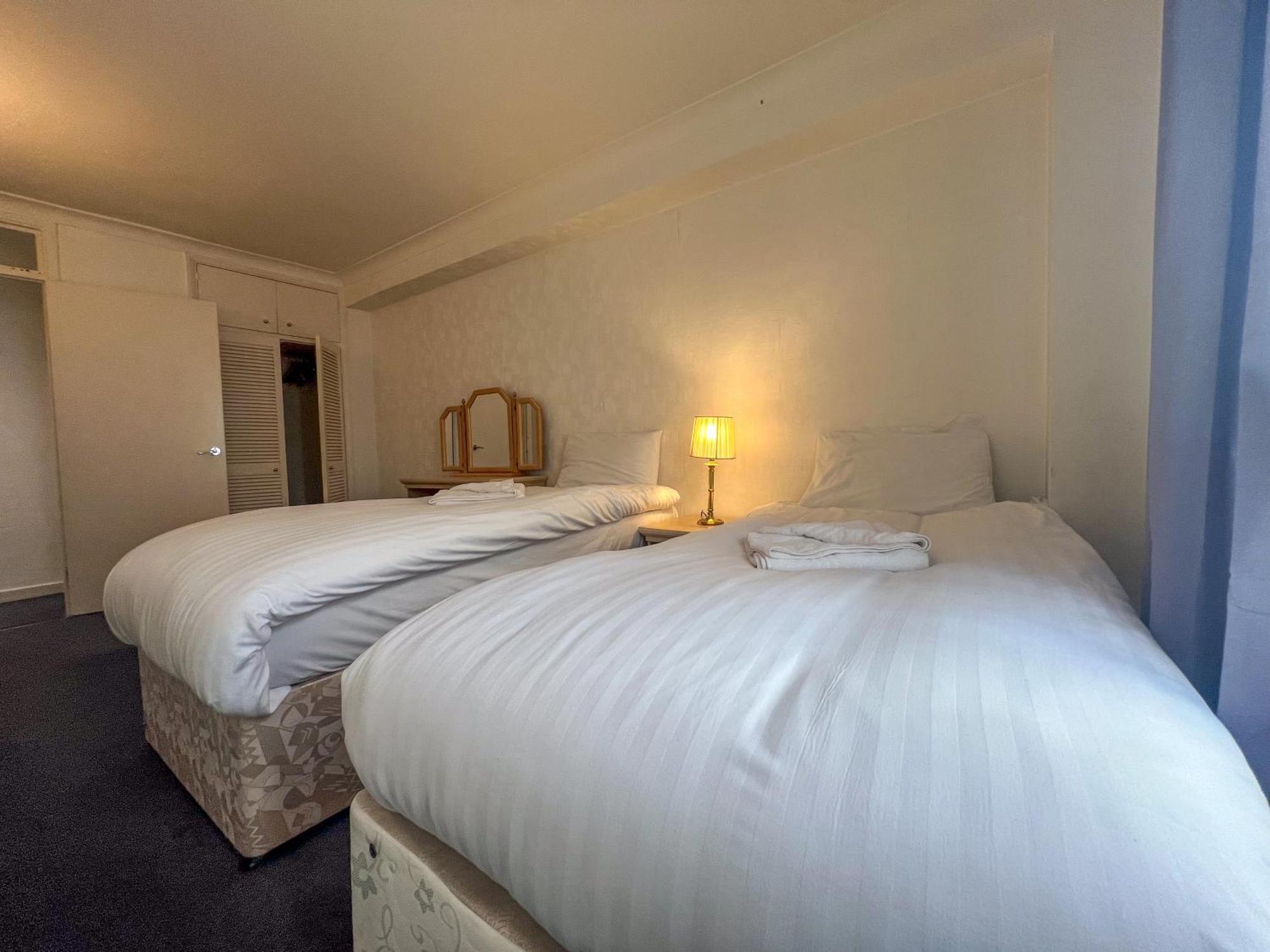 Sophisticated Luxury 2 Bedroom In Mayfair H5 Apartment London
